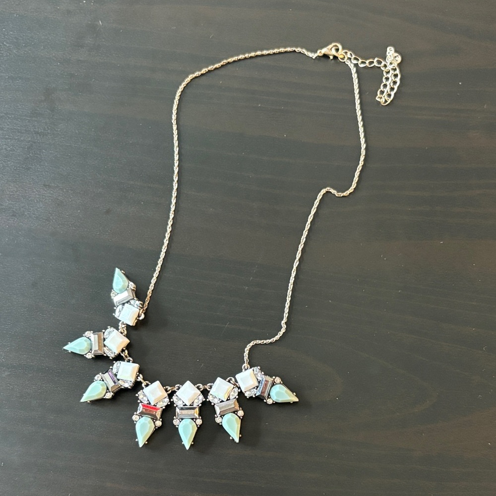Elegant Silver and Turquoise Necklace